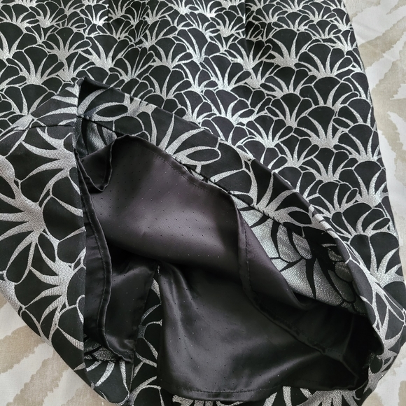 Size 4 - h&m - sleveless dress - black - Picture 12 of 16